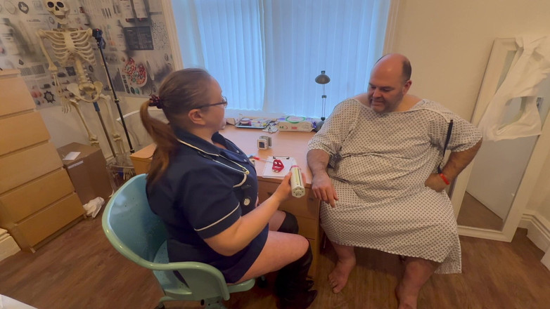 Aaexperiencesltd: Parte 1: Matron Satana e Sr. Jones Exame Anal!