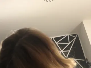 Samantha Flair: Just the face - how boring! Blame him for not pointing...
