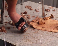 BB Video - Vintage Story: 德国素人少女天然巨乳黑发女郎被肛交