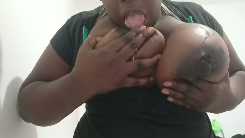 Adult-vids: Big Boobs