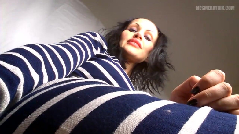 Lady Mesmeratrix Official: diggaj bhookhi hai