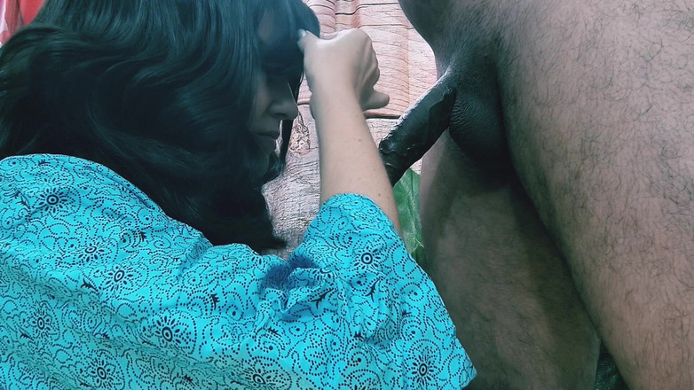 Bolly Karma: Cô vợ đĩ xinh đẹp nhận được món quà bbc của cô ấy vào...