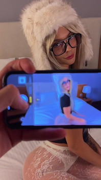 Tuyệt đẹp nói tiếng Anh tóc vàng fucked người giao đồ ăn