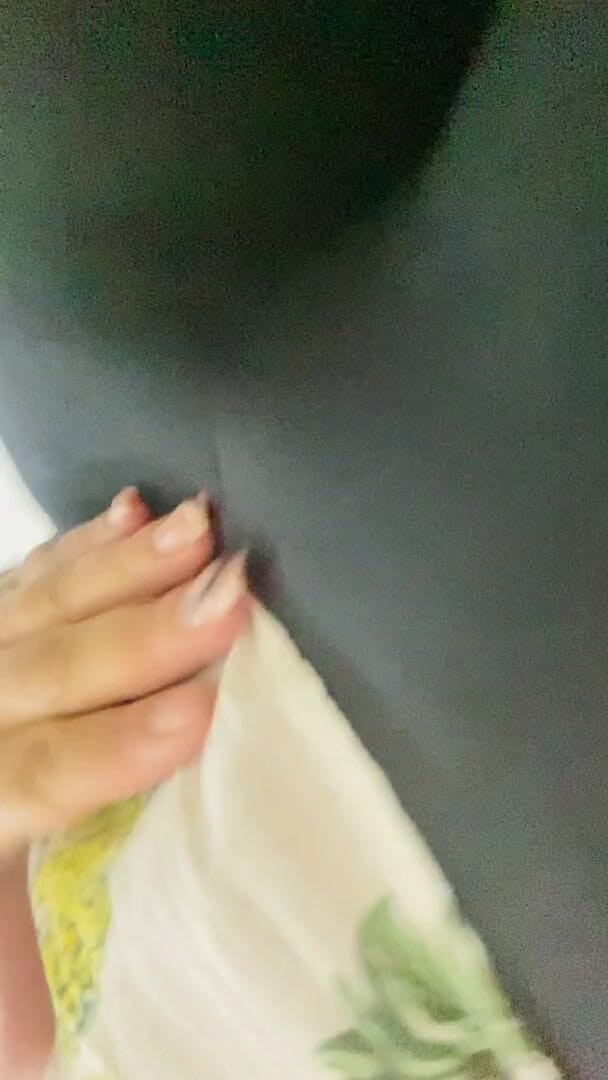 Preciusrouss49: Puedo chupar tu polla tan rico