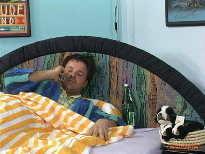 Magmafilm: Hot piss hry s roztomilou dámou s dokonalými prsy