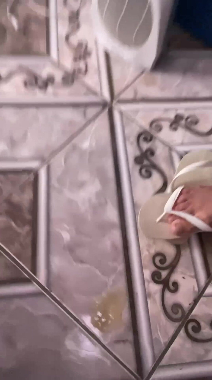 SEX GAY AMATEUR: 5 RAGAZZI SONO VENUTI NEL MIO CULO NEL PARCO