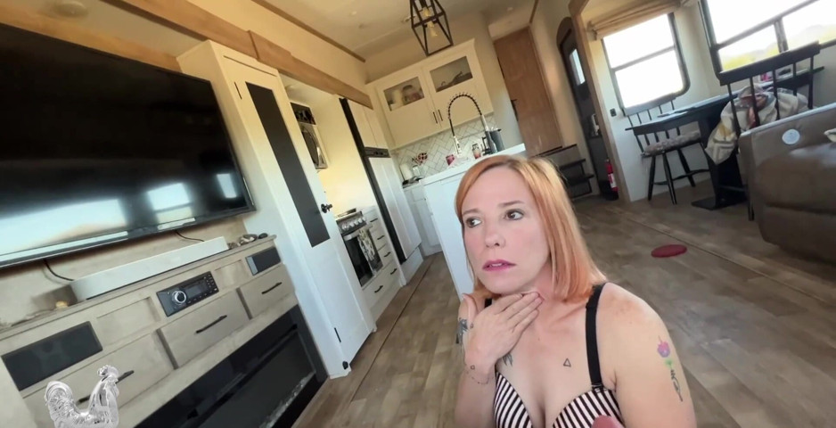 Mette sotto pressione la mia matrigna in stile vecchia scuola (film sui cazzi lucenti) Pressuring My Stepmom Old School Style (Shiny cock films)