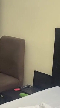 红色浴室到房间黄瓜啪啪啪