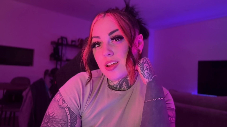 Miss Valentina: 只是另一个幻想任务