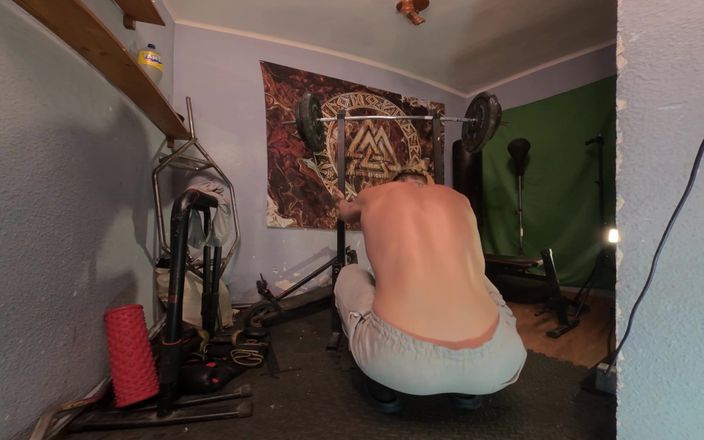 Jack Spanish VR: 8k vr180 - home gymritueel - naakt diep gehurkt &amp; facesit pov