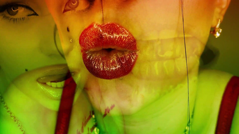 Goddess Misha Goldy: The most mesmerizing red lipsticks over you