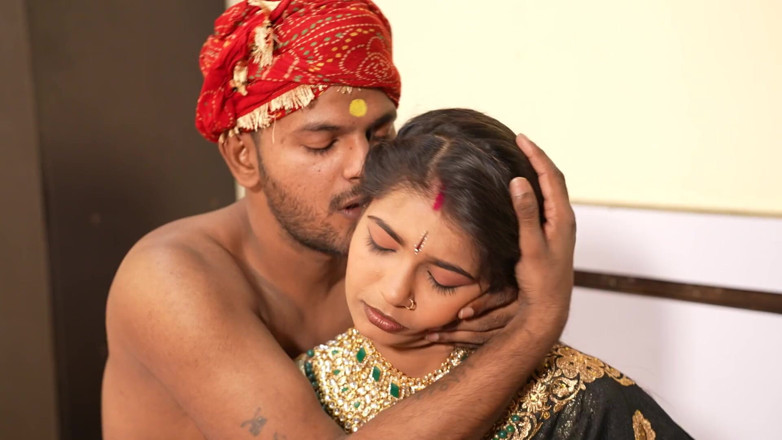 HOTKAMASUTRA: Quente indiana do interior marido e esposa tiveram sexo romântico...