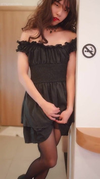 Asian Sissy Deepthroat in Chastity