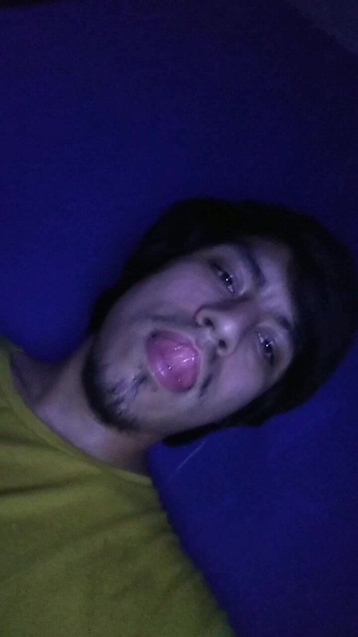 AlexAlejandro13: कौन कमरे में आना चाहता है