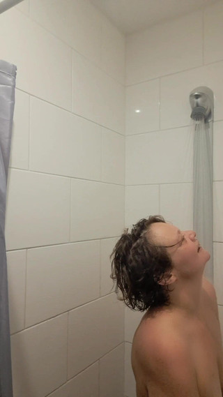 Sofy13: Výzva Robertek sám sebe v práci a hladím se svým...