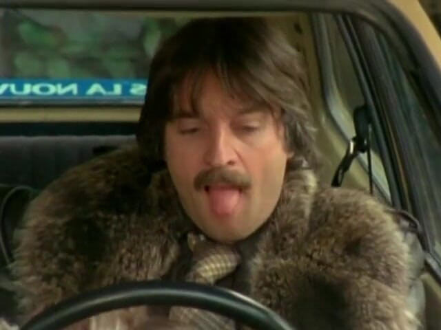 Java Consulting: Richard Consigue Un Poco De Juego En El Coche