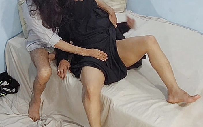 Netu: Punjabi Aunty Pussy Slapped and Fucked Missionary on XXX Dating...