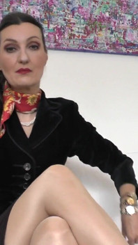 Your Lunch Break with Your Watch Boss, Lady Victoria Valente