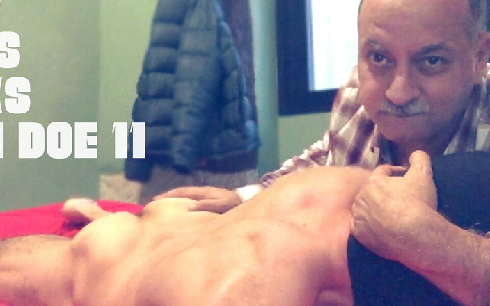 Daddy Chris Marsan: Daddy Chris Fucks a Married Man 11