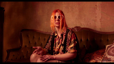 HardWerk: Travesti y cariñoso con Las Bangers detrás de la cámara