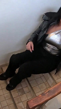 Milfycalla - Shiny Downjacket, Jeans & Leotard Schody Sex uncut Cum na ubrania - Odcinek 314