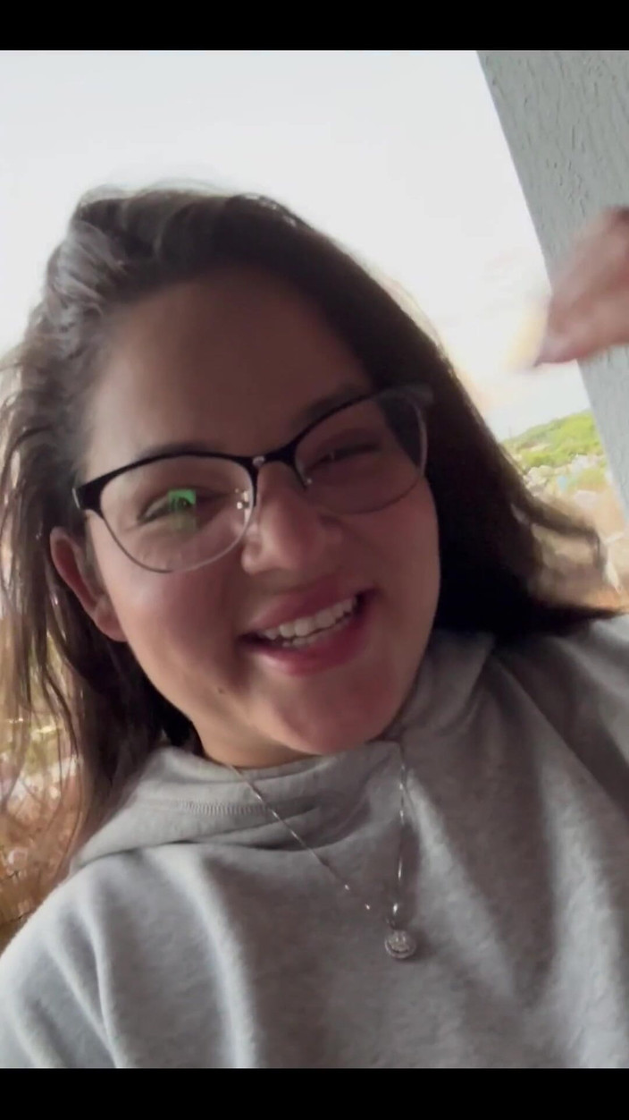 Dani Valentina: 애프터 체육관