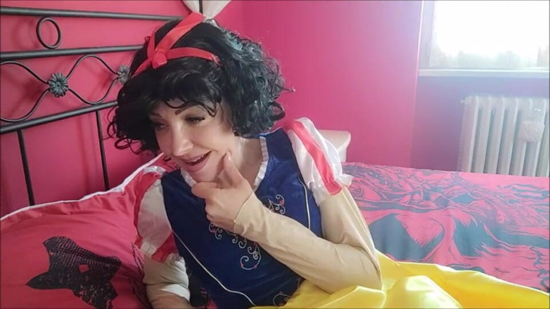 savannahamatoriale: Snowhite and the Nun Burps!