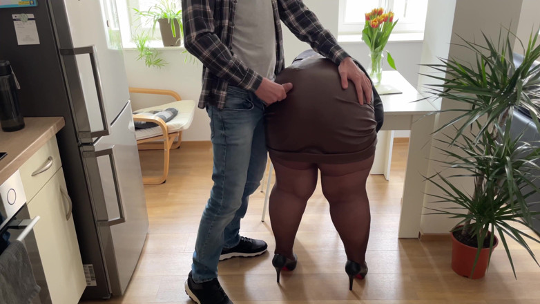 OurFetishLife: Nungging gaya doggy, ibu mertuaku sayang, aku bakal crot padamu