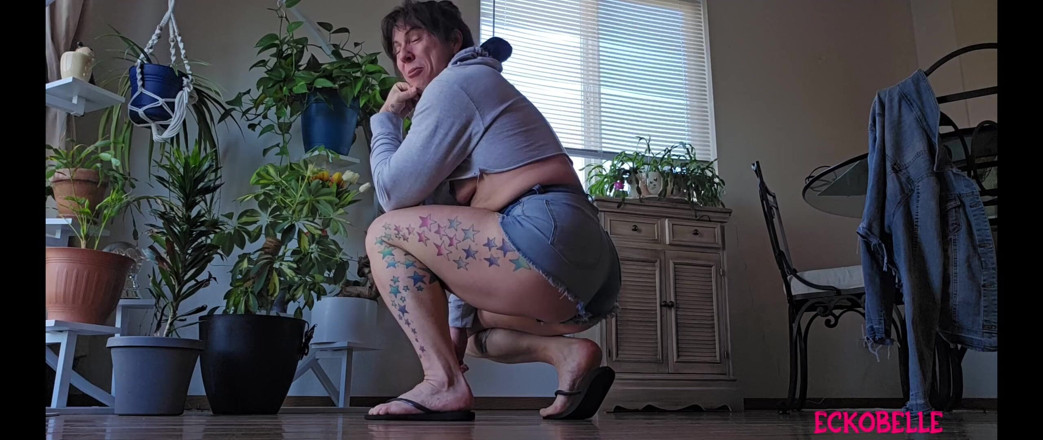 Ecko Belle: Flirty Flippy Floppy Nohy