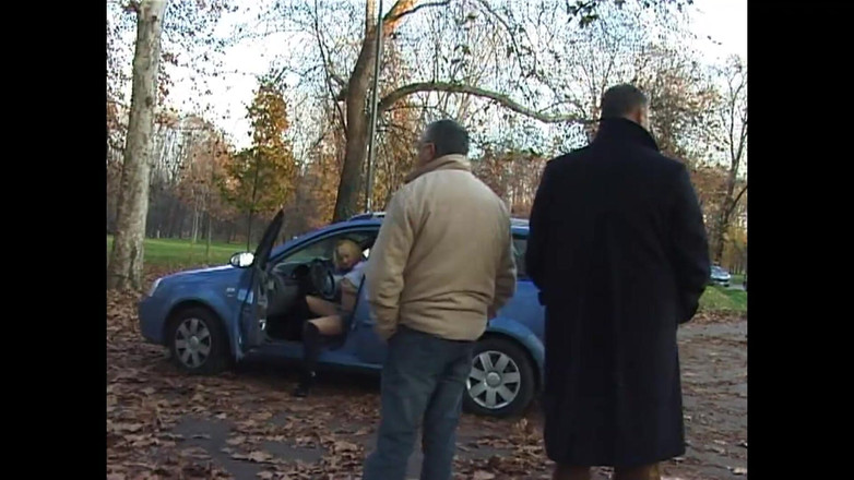 NASTY AMATEUR - Pornstar for a day: Vintage blonďatá MILFka s velkými prsy ošukaná a vystříkaná do...