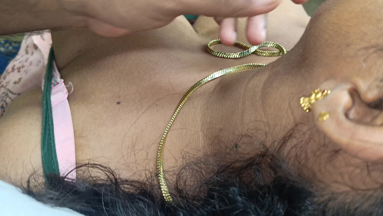 Laxi ammu: Hospodyňka si užívá