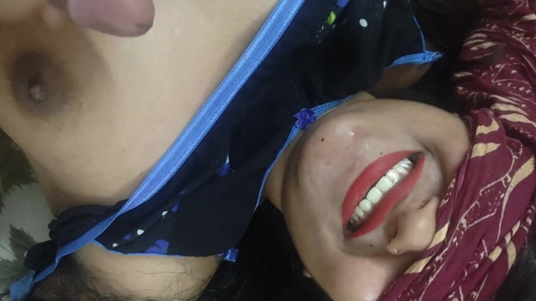 Sex bird: 穆斯林女孩和老板