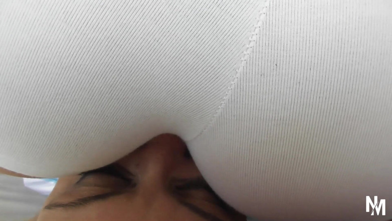 Princess Nikki - My Fetish Clips (Mixed): kaamuk milf(chodne laayak mammi) ka chehra ek doosre par baitha...