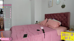 Cute Alice: Alice comel, latina dengan muka Angelic dan pantat lembut