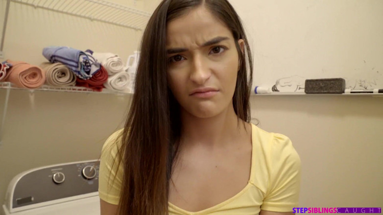 StepSiblings Caught: Adik tiri naif - S8:e5