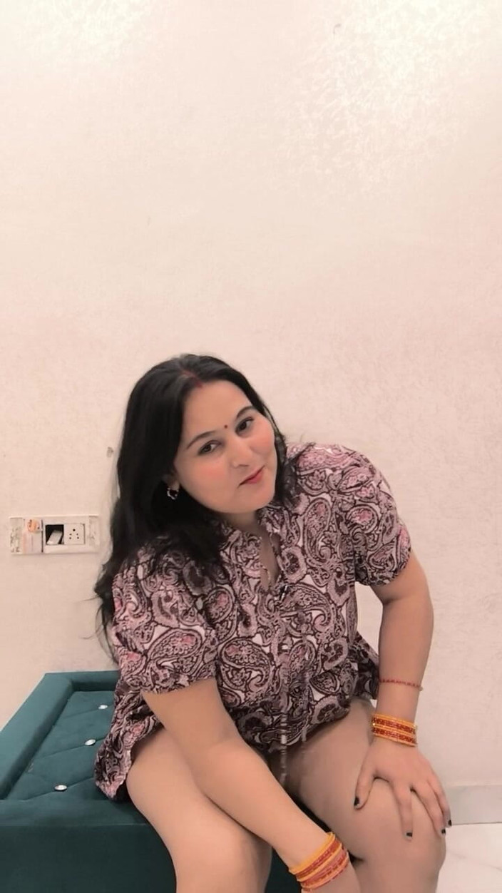 Desi chudai hub: 보지를 핑거링하는 거유의 푸자 베이비 플레이