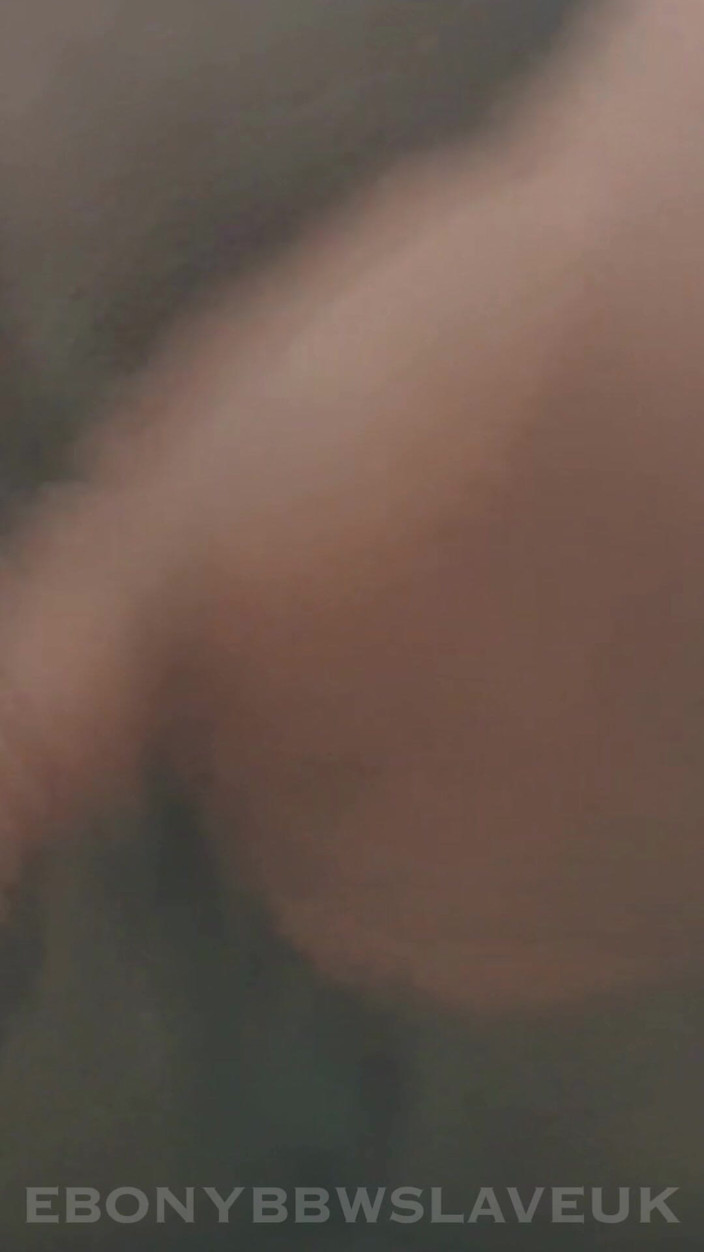 Ebony BBW slave UK: Mijn grote zwarte dikke gapende kut