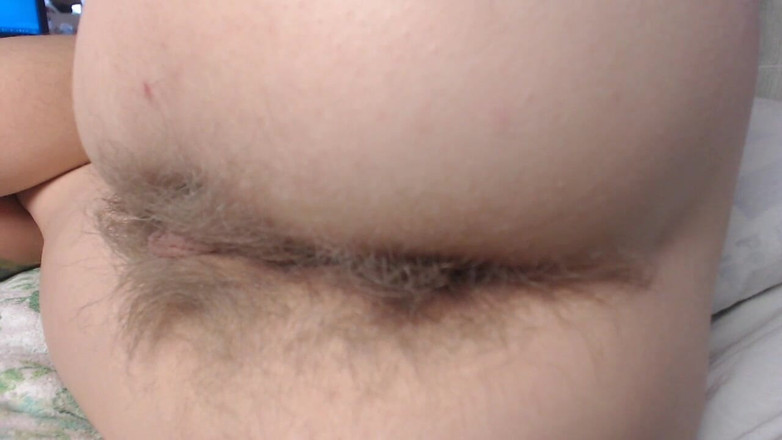 Risky Hairy Couple: Velmi detailní záběr na prstění chlupatých zadků