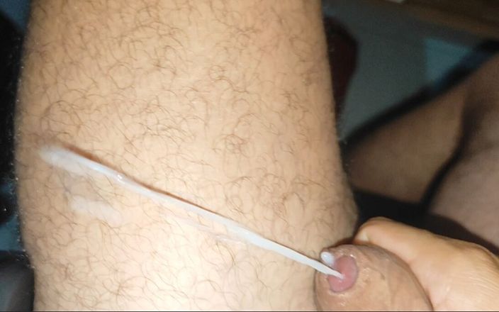 Straight Daddy Club: Muncrat mengerikan yang luar biasa dari air mani
