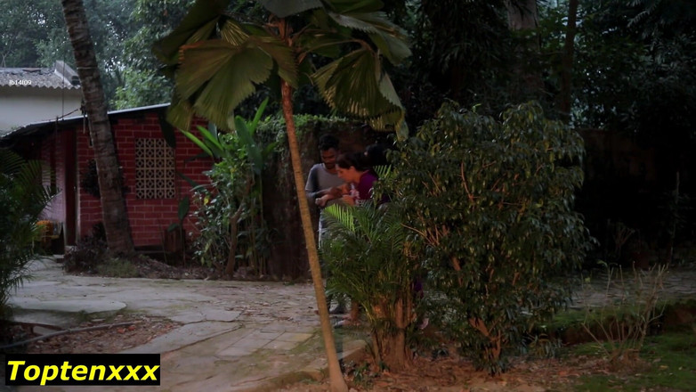 TopTenXXX Premium: Indisches Dorf Sadu Gegen Peyasi Atma-sex
