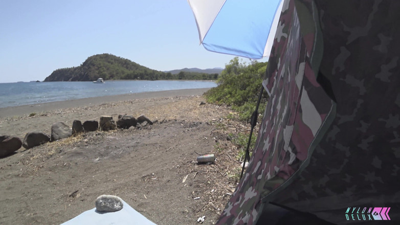 Nylondelux: Fishnet in Camp Tent