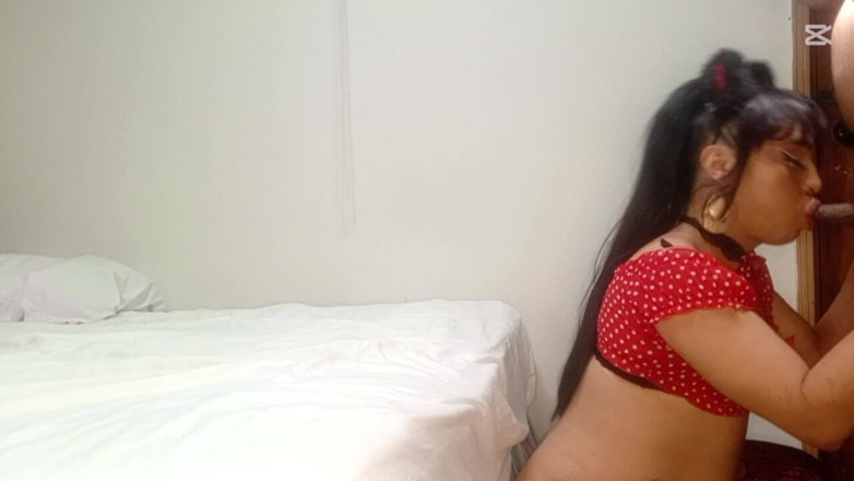 Ladyboy69: Transeksual berpantat besar menghisap zakar dubur miang