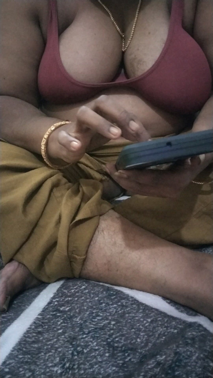 Priya aunty: Dirty Talking on Bed