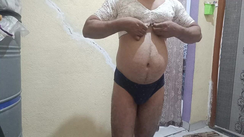 LovedSunsine1990: Es ist wirklich toll, dass die brüste meiner ehefrau begonnen...