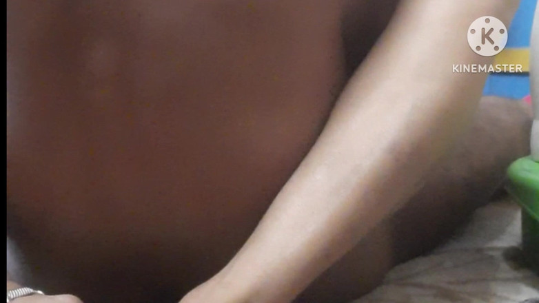 Aakritik346: Svägerska knullad med husägare videor