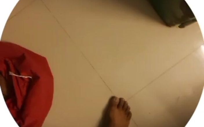 RenuRaj: Prendo in giro giovane toro in videochiamata mostrando le mie...