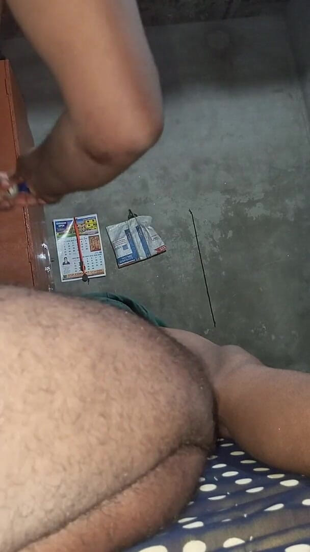 Auntixxx69: Finalmente la zia fa un video di sesso per soddisfare...