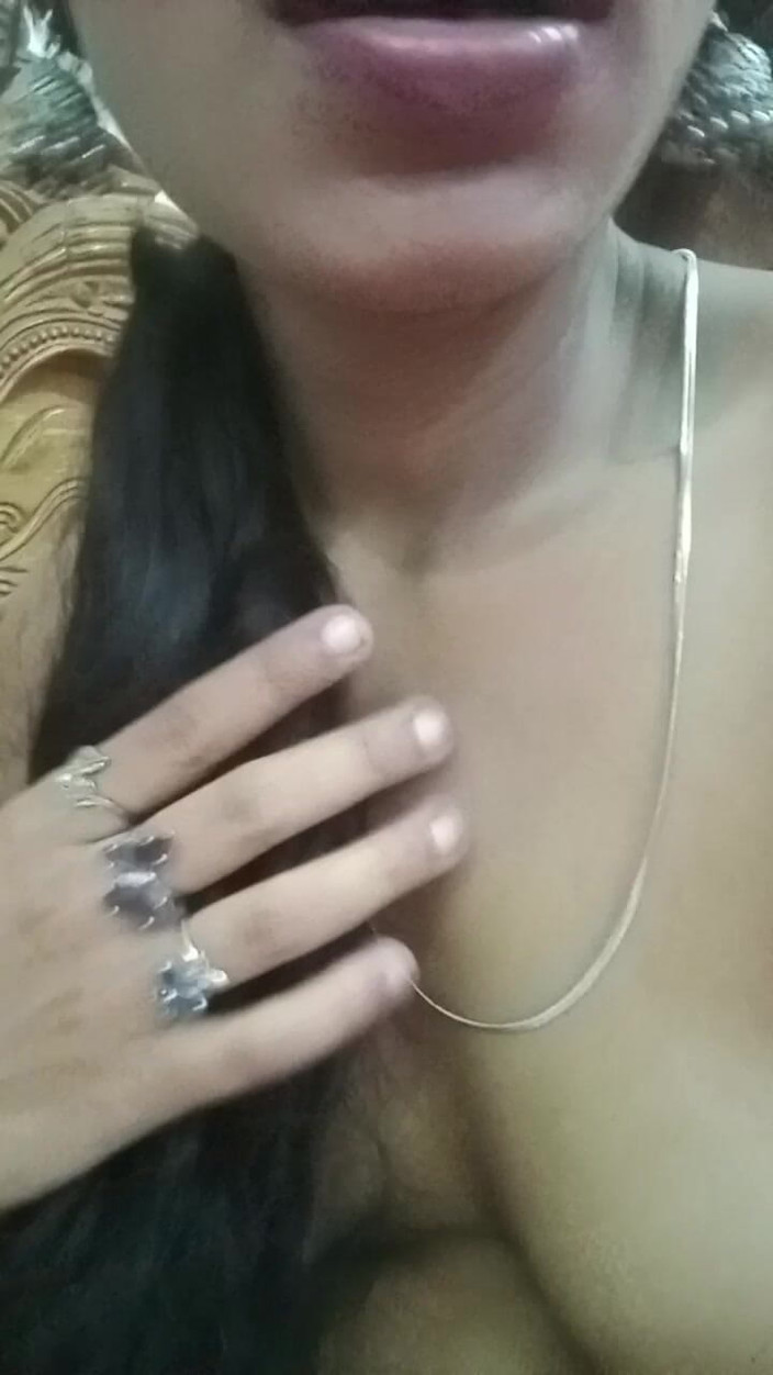Deshi love: Man &amp; fru bröst preesing &amp; fitta fingrar video