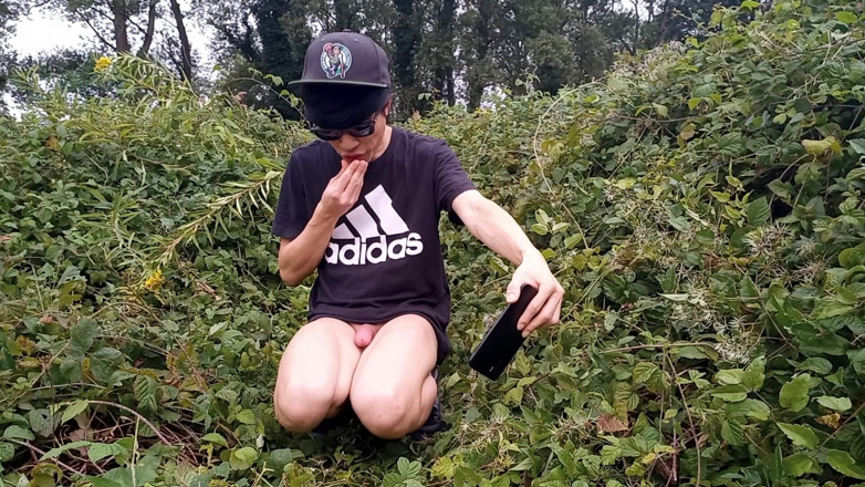 Jon Arteen: Schwuler asiatischer twink