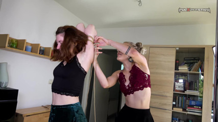 Fuck n Fetish: Bonding a voskování - svazování